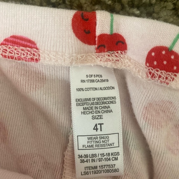 4T cherry pajama set - Picture 3 of 7